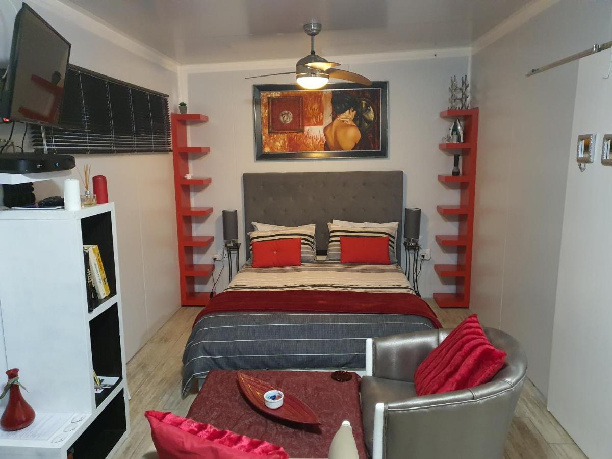 Atlantic Studio - Compact Unit With Sea Views Melkbosstrand Exteriér fotografie