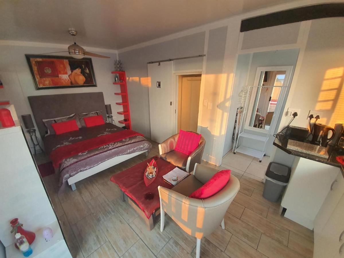 Atlantic Studio - Compact Unit With Sea Views Melkbosstrand Exteriér fotografie